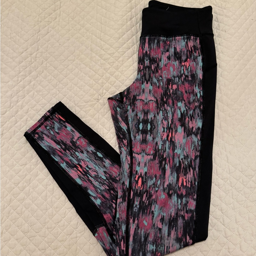 Athletic leggings